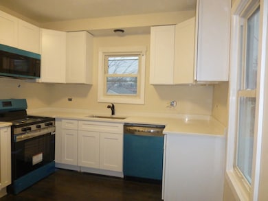 9016 Southview Ave, Brookfield, IL 60513 - photo 7