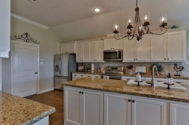 11019 Horseshoe Estates Dr, Needville, TX 77461 - photo 7