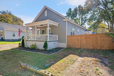 651 Round St, Woodruff, SC 29388 - photo 3