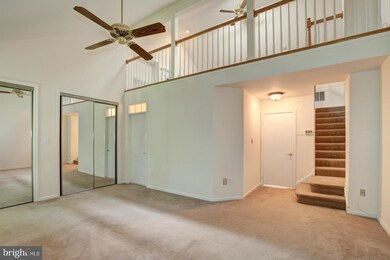 10720 Brewer House Rd, Rockville, MD 20852 - photo 7