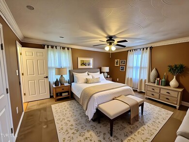 817 Midnight Dr, Chilhowie, VA 24319 - photo 3