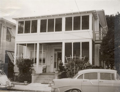 1203 Newton Historical