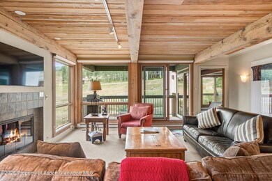 02-855CarriageWayUnit203_250815006