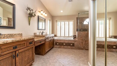 3360 S Oleander Dr-28