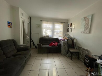 4 Curtis Place, New Brunswick, NJ 08901 - photo 3