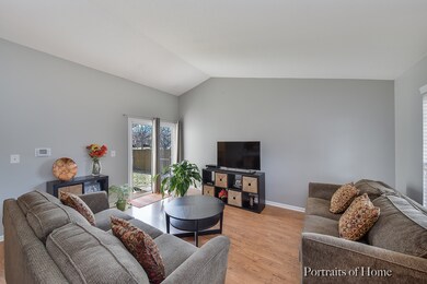 405 Bayview Ave, Naperville, IL 60565 - photo 6