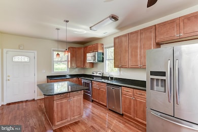 263 55th St NE unit 210, Washington, DC 20019 - photo 4