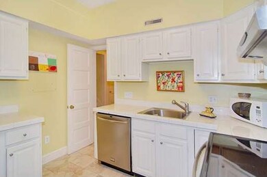 175 Milton St unit 6, Milton, MA 02186 - photo 7