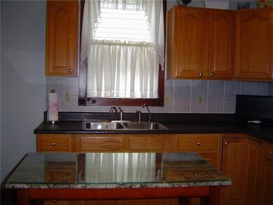 609 Penn Ave, Midland, PA 15059 - photo 6