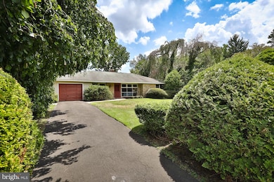 653 Forrest Ave, Jenkintown, PA 19046 - photo 3