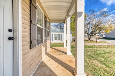 611 N High St, Franklin, KY 42134 - photo 2