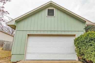 A garage is a great thing, no carport here!