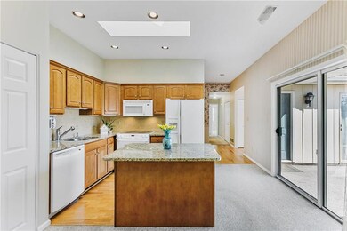 5796 Burning Tree Ln, Macungie, PA 18062 - photo 6