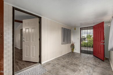 1537 W Beck Ln, Phoenix, AZ 85023 - photo 6