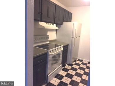 10 Twin Rivers Dr N, East Windsor, NJ 08520 - photo 5