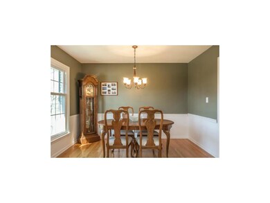 Light and bright dining room.