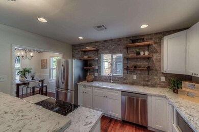 007_Kitchen ~ Casual Dining