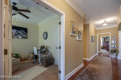 3211 Brittany Pointe Ln, Louisville, KY 40220 - photo 4