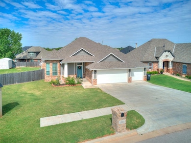 1301 Atalon Dr, Moore, OK 73160 - photo 3