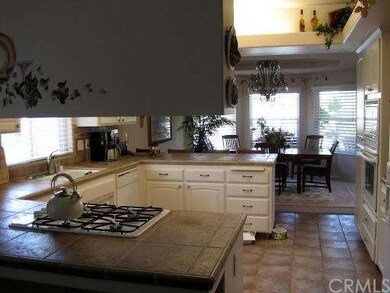 4 Breeze Way, Madera, CA 93637 - photo 4