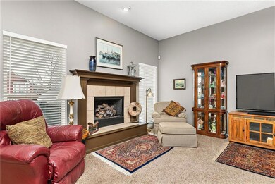 20942 W 226th Ct, Spring Hill, KS 66083 - photo 7