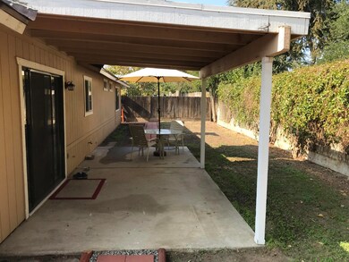 3E3ECCB2-A1EE-4FA6-9D8C-66051376E488