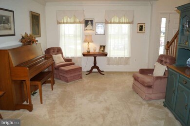 218 Riverview Ct, Sykesville, MD 21784 - photo 3