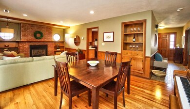 Dining to Living