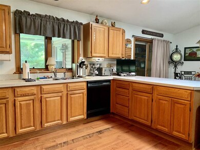 14 Hall Rd, West Lebanon, NH 03784 - photo 7