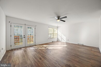 78 Three Rivers Dr, Newark, DE 19702 - photo 5