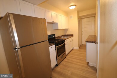 8718 Bradford Rd unit 1, Silver Spring, MD 20901 - photo 5