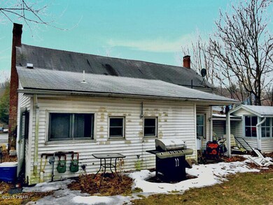 304 E Harford St, Milford, PA 18337 - photo 4