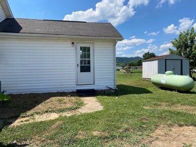 118 Bellevue Ave, Quincy, KY 41166 - photo 7