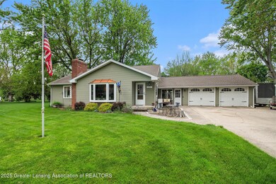 12197 W Greenfield Rd, Lansing, MI 48917 - photo 2