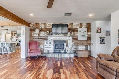 4451 S Fm 113, Millsap, TX 76066 - photo 7