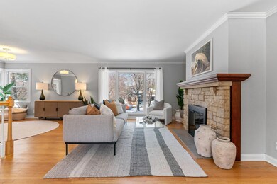 24140 Yellowstone Trail, Excelsior, MN 55331 - photo 5