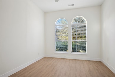 5632 Broken Gap Dr, Fort Worth, TX 76179 - photo 2