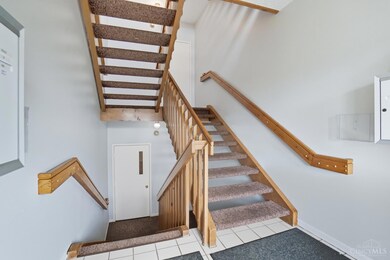 7392 Ridgepoint Dr, Cincinnati, OH 45230 - photo 4