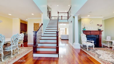 6909 Beckwith Rd, Morton Grove, IL 60053 - photo 2