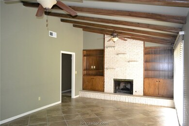 1300 Laura Ln unit CS, College Station, TX 77840 - photo 5