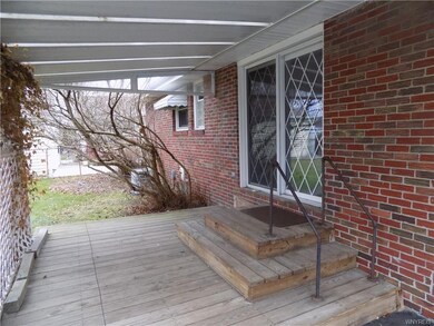 1274 Moll St, North Tonawanda, NY 14120 - photo 4