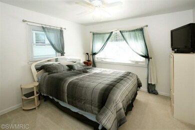 10670 N 12th St, Plainwell, MI 49080 - photo 4