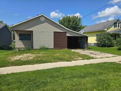 335 E Elm St, West Union, IA 52175 - photo 3