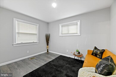 7 Glider Dr, Middle River, MD 21220 - photo 6