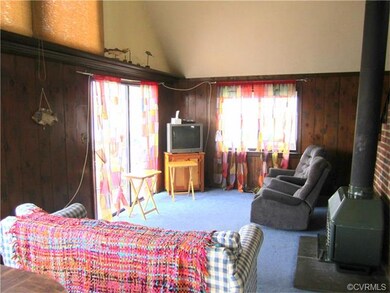 682 S Lakeshore Dr, Louisa, VA 23093 - photo 4