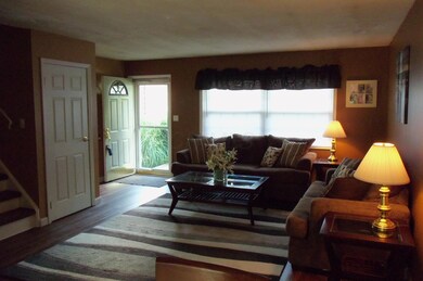 449 Barwood Dr, Columbus, OH 43230 - photo 3