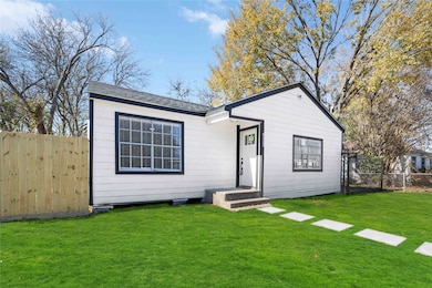 4335 Oxford St, Houston, TX 77022 - photo 2