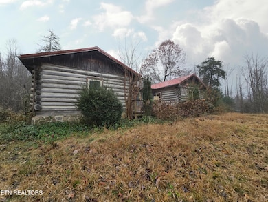 1249 Sharp Rd, Speedwell, TN 37870 - photo 2