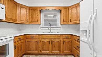 732 Park Ave, New Haven, IN 46774 - photo 3