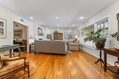 427 427 E 9th, Tyler, TX 75703 - photo 3